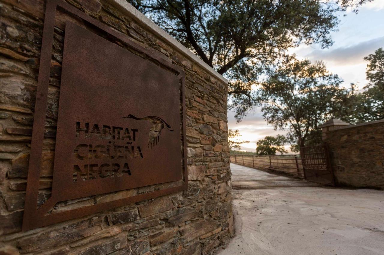 Habitat Cigueena Negra バルベルデ・デル・フレスノ エクステリア 写真